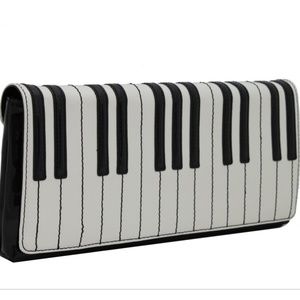 *RARE* Kate Spade Piano Clutch